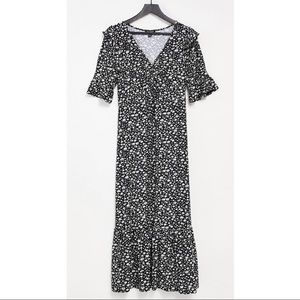 QED London Midiaxi Dress